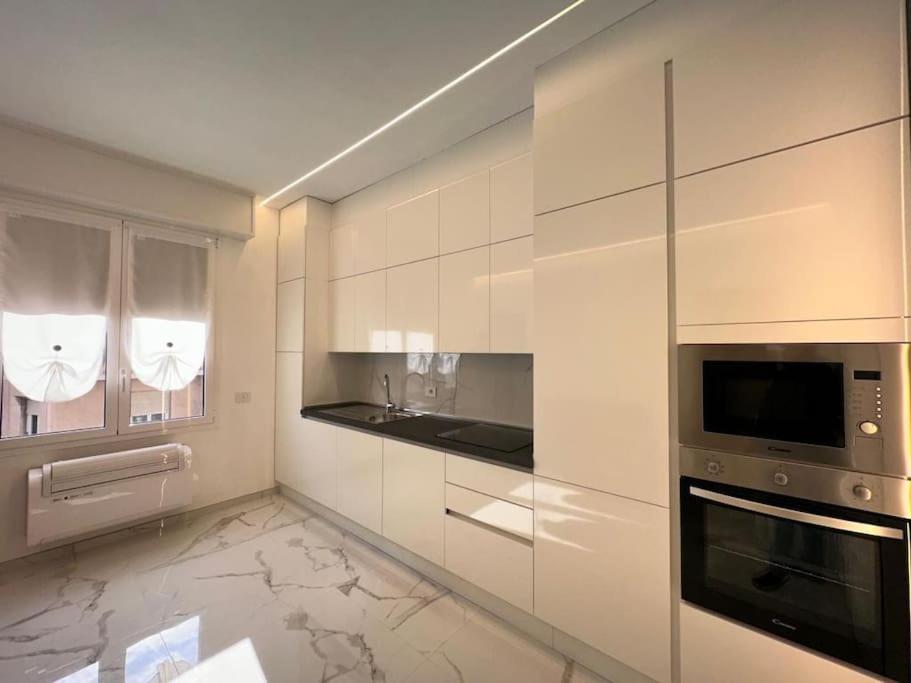 Suite Aurora Luxury In The Center Of Sanremo Exterior photo