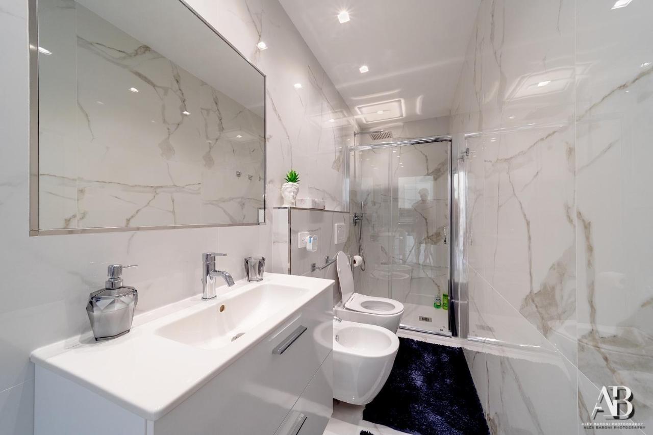 Suite Aurora Luxury In The Center Of Sanremo Exterior photo
