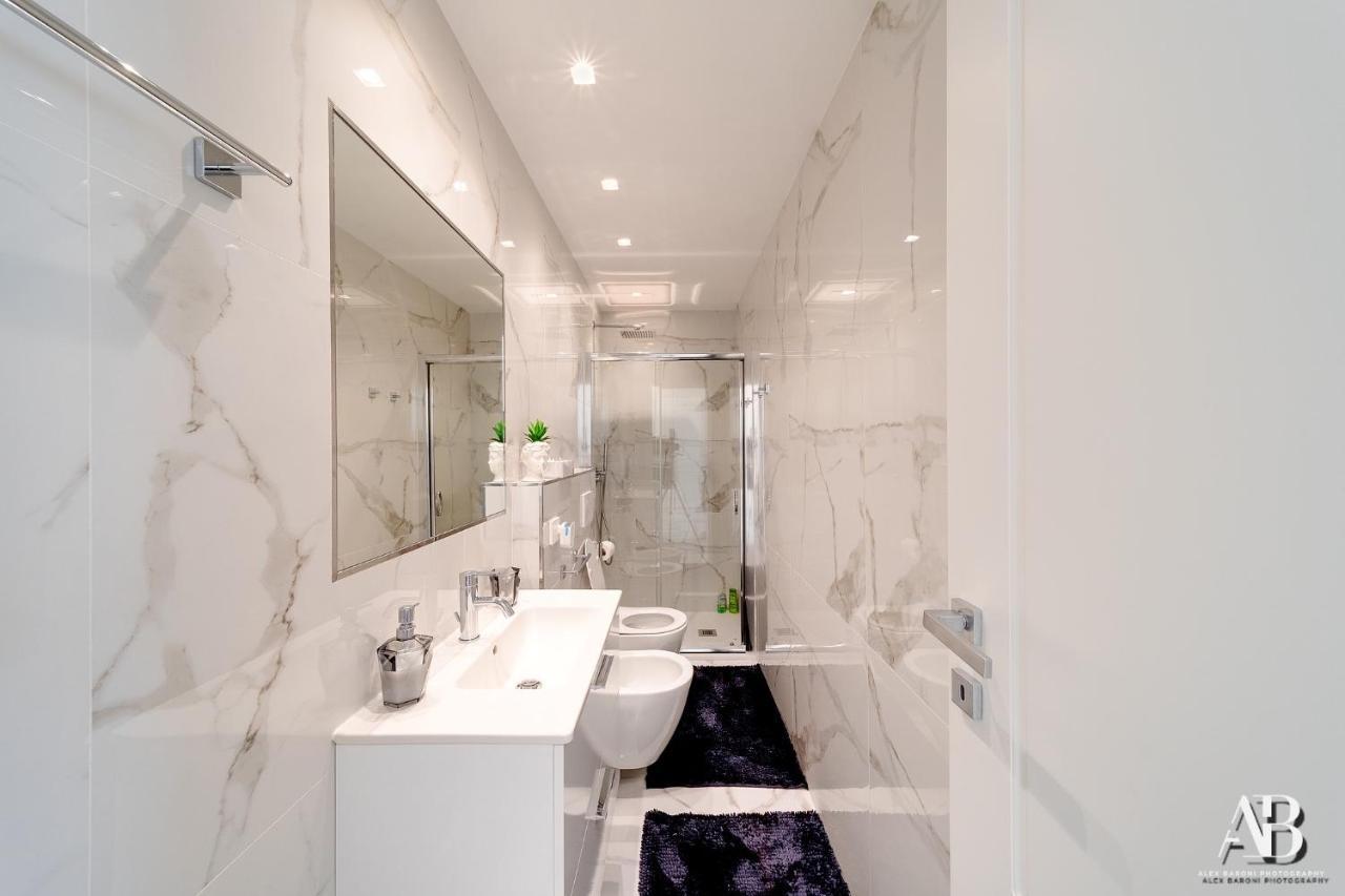 Suite Aurora Luxury In The Center Of Sanremo Exterior photo