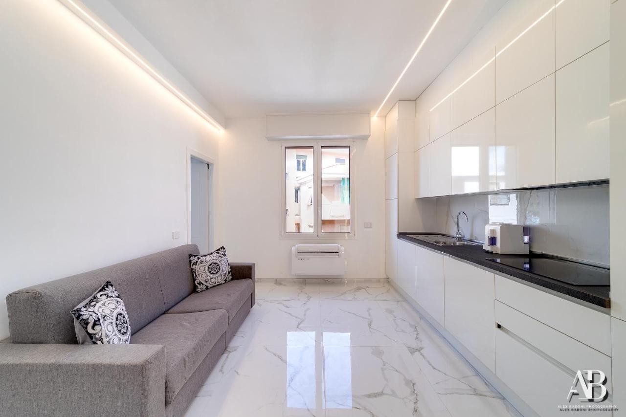 Suite Aurora Luxury In The Center Of Sanremo Exterior photo