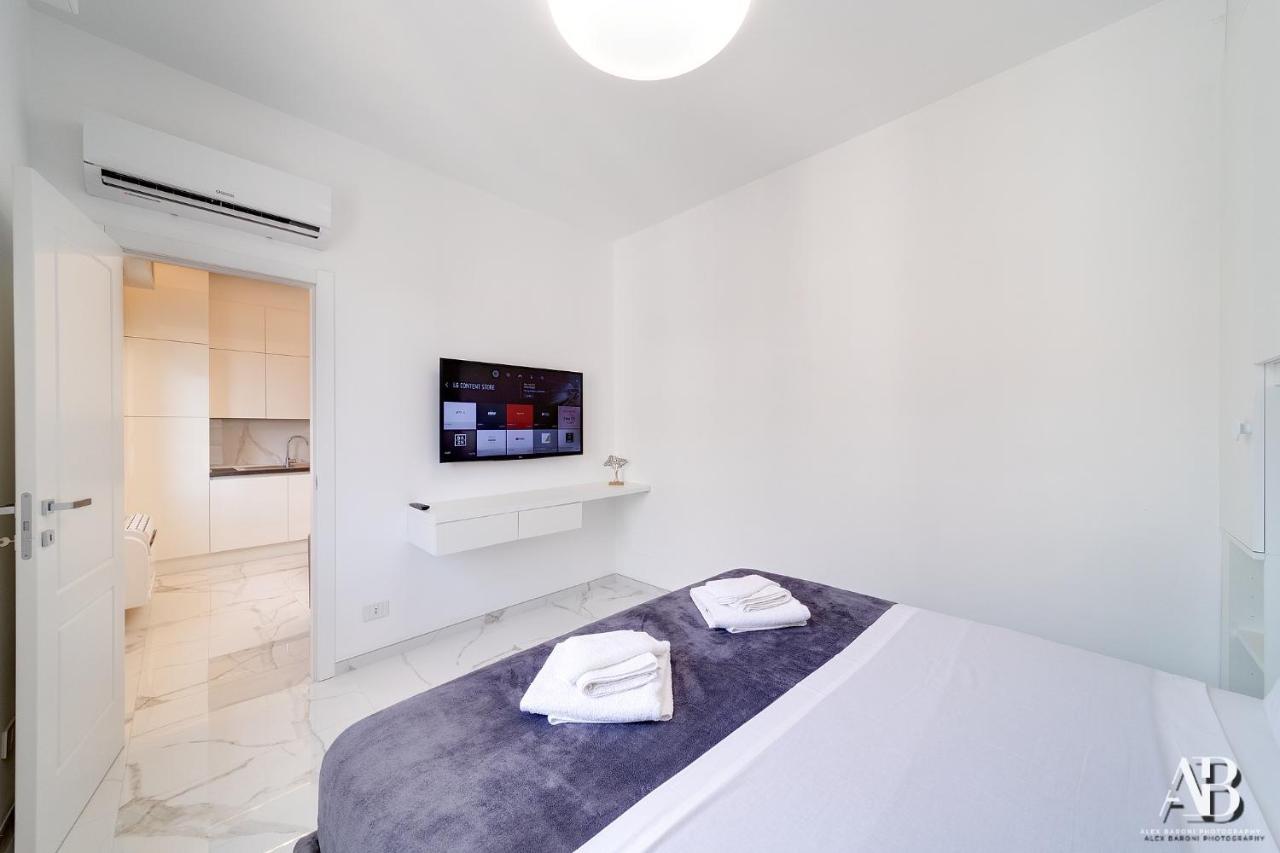 Suite Aurora Luxury In The Center Of Sanremo Exterior photo